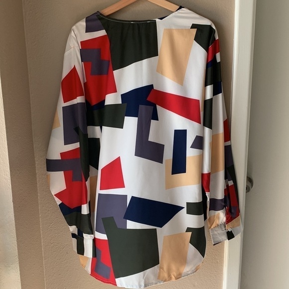 YOINS Plus Size Long Sleeve Geometric Pullover Blouse - Picture 6 of 6